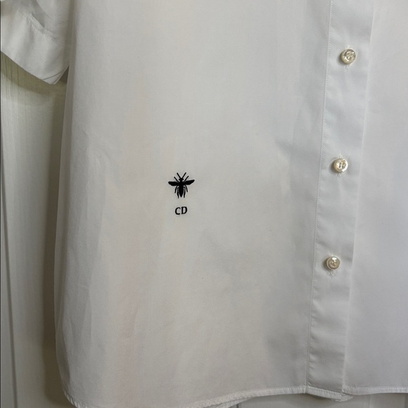 EUC Dior Elegant White Short Sleeve Button Front Shirtbsize US 8 Womens - Picture 2 of 9